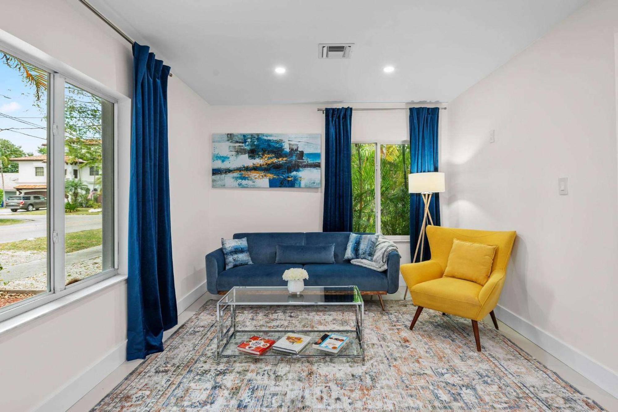 Uhost Ai - Stylish Steps From Apartamento